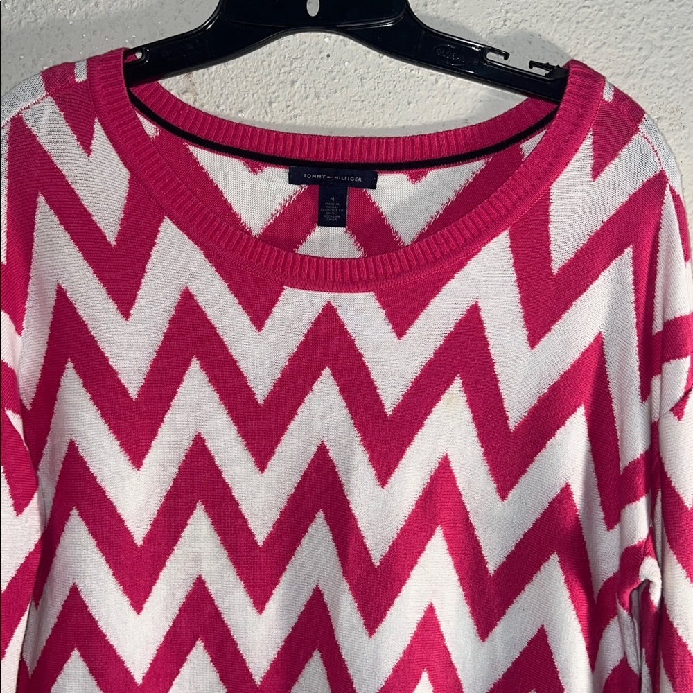 Tommy Hilfiger Pink and White Chevron Sweater